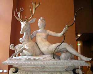 Dios le dio a Santa Marciana la fuerza para destruir la estatua de la diosa Diana - Museo del Louvre