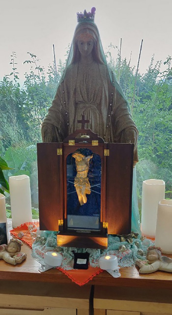 Altar de Nuestra Señora en Suiza